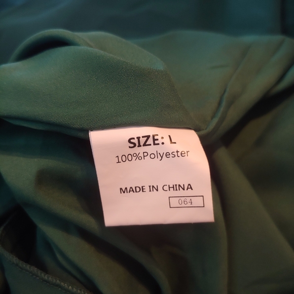 NWT Dokotoo Green V Wrap Tie Ruffle Short Flutter Sleeve Cocktail Mini Dress L - Picture 13 of 15